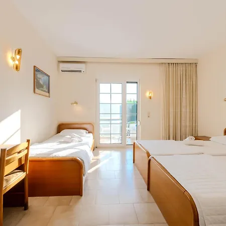 ホテル Artemis Prínos